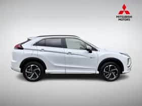 Mitsubishi Eclipse Cross (2024) thumbnail 3