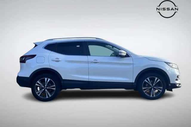 Nissan Qashqai (2020) thumbnail 4