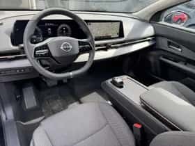 Nissan Ariya (2025) thumbnail 11