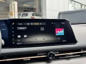 Nissan Ariya (2025) thumbnail 18