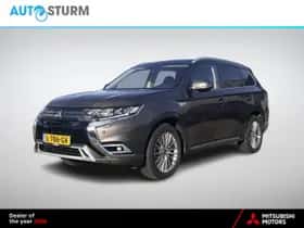 Mitsubishi Outlander (2021) thumbnail 1