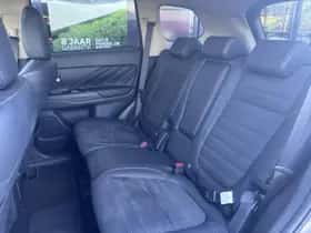 Mitsubishi Outlander (2021) thumbnail 11