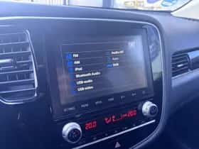 Mitsubishi Outlander (2021) thumbnail 14