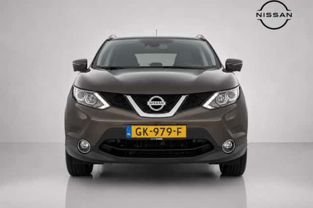 Nissan Qashqai (2015) thumbnail 2