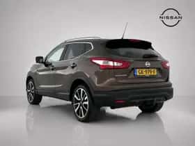 Nissan Qashqai (2015) thumbnail 4