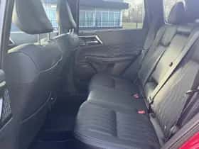 Mitsubishi Outlander (2026) thumbnail 17