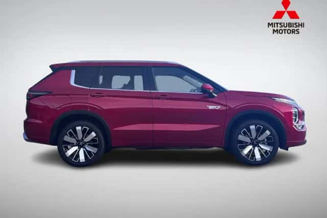 Mitsubishi Outlander (2026) thumbnail 4