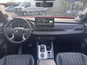 Mitsubishi Outlander (2026) thumbnail 8