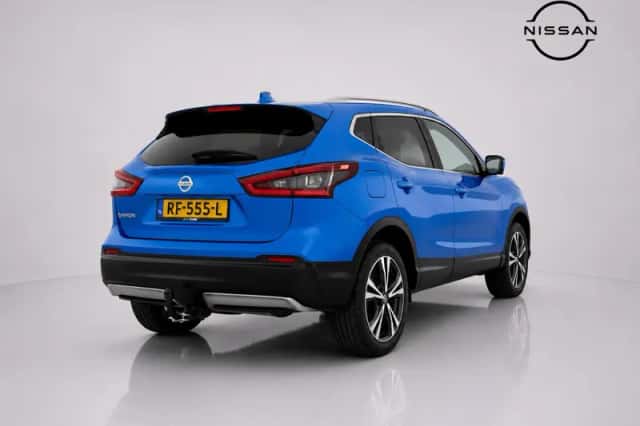 Nissan Qashqai (2017) thumbnail 3