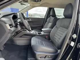 Mitsubishi Outlander (2026) thumbnail 9