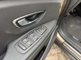 Renault Scénic (2019) thumbnail 26
