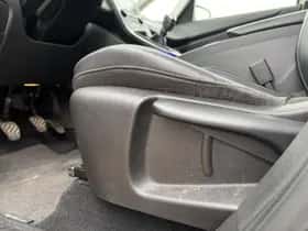 Renault Scénic (2019) thumbnail 29