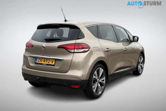 Renault Scénic (2019) thumbnail 4