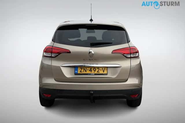 Renault Scénic (2019) thumbnail 5