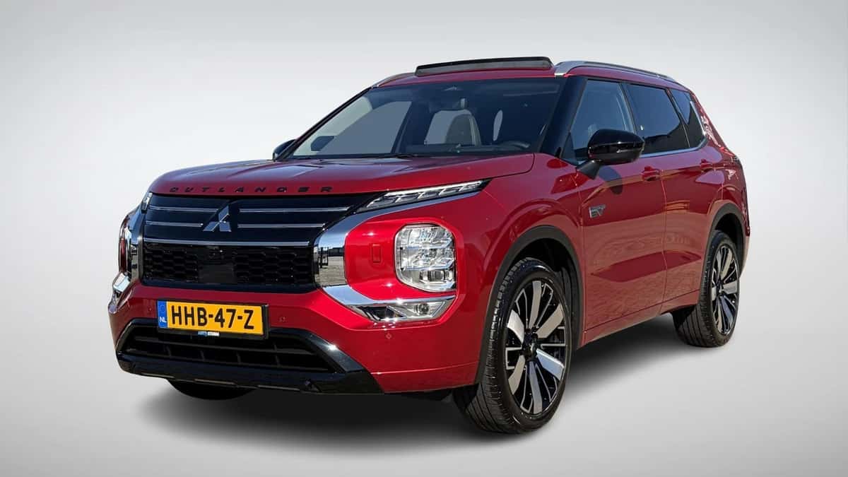 Mitsubishi Outlander (2025) — foto 1