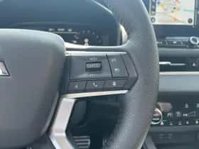 Mitsubishi Outlander (2025) thumbnail 18
