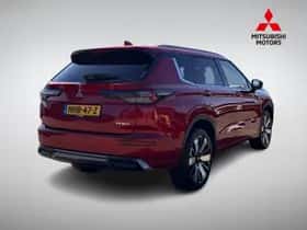 Mitsubishi Outlander (2025) thumbnail 4