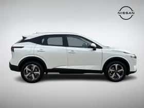 Nissan Qashqai (2024) thumbnail 3