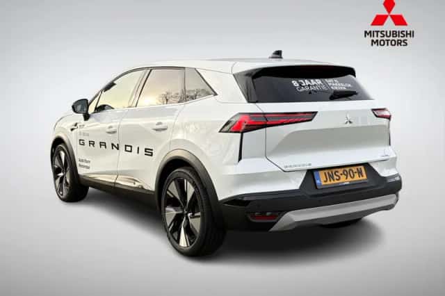 Mitsubishi Grandis (2025) thumbnail 6