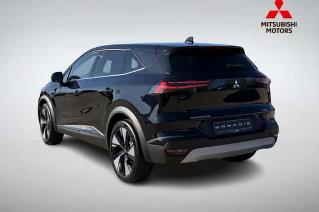 Mitsubishi Grandis (2026) thumbnail 6