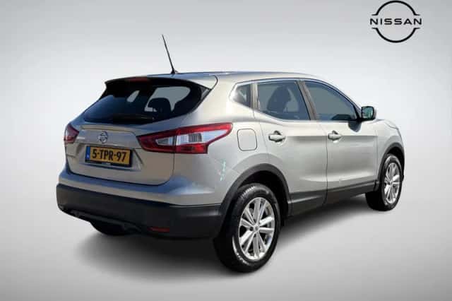 Nissan Qashqai (2014) thumbnail 4