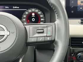 Nissan Qashqai (2023) thumbnail 16