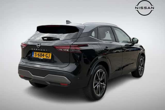 Nissan Qashqai (2023) thumbnail 4
