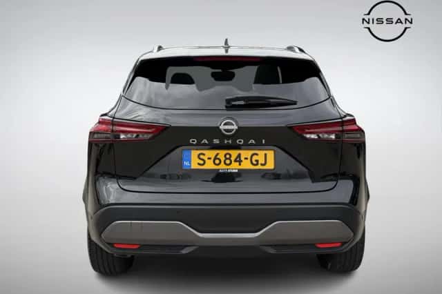 Nissan Qashqai (2023) thumbnail 5