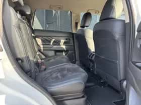 Mitsubishi Outlander (2021) thumbnail 13