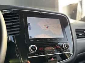 Mitsubishi Outlander (2021) thumbnail 18