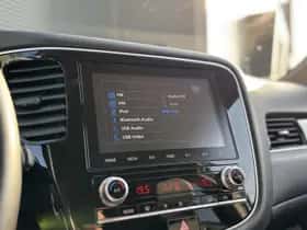 Mitsubishi Outlander (2021) thumbnail 19