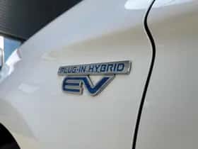 Mitsubishi Outlander (2021) thumbnail 29