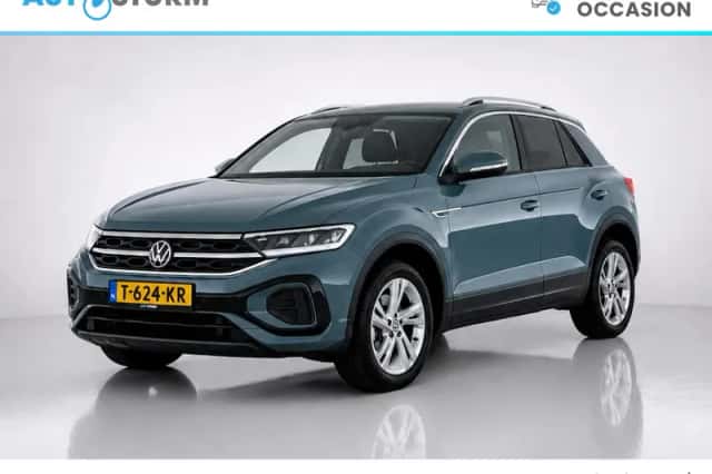 Volkswagen T-Roc (2023) thumbnail 1