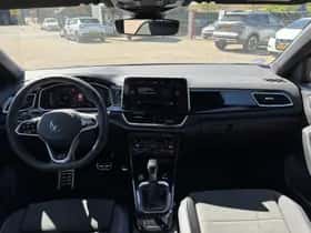 Volkswagen T-Roc (2023) thumbnail 13