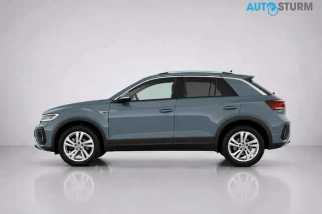 Volkswagen T-Roc (2023) thumbnail 3