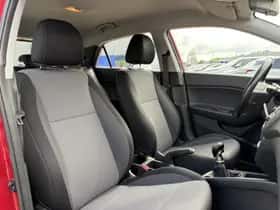 Hyundai i20 (2016) thumbnail 14
