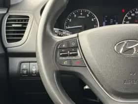 Hyundai i20 (2016) thumbnail 18