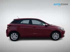 Hyundai i20 (2016) thumbnail 3