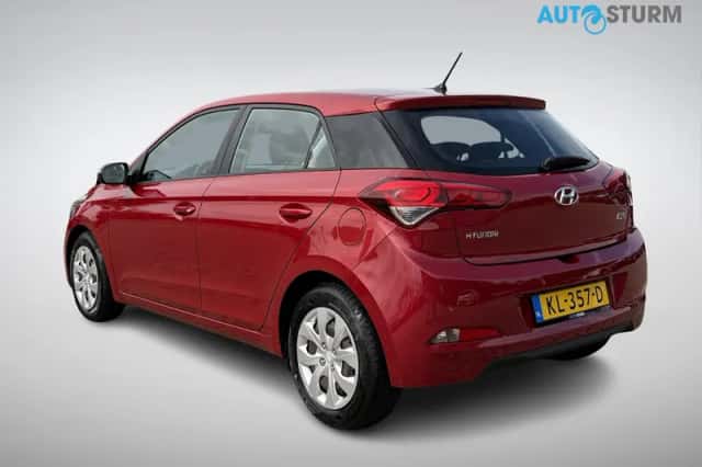Hyundai i20 (2016) thumbnail 6