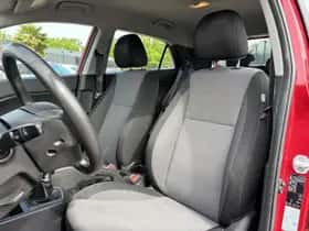 Hyundai i20 (2016) thumbnail 10