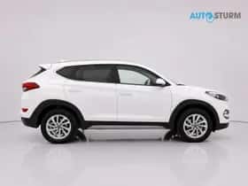 Hyundai Tucson (2018) thumbnail 3