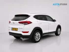 Hyundai Tucson (2018) thumbnail 4