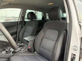 Hyundai Tucson (2018) thumbnail 8