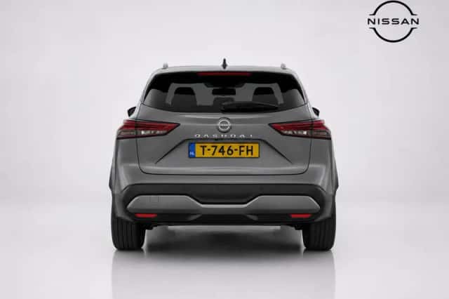 Nissan Qashqai (2023) thumbnail 5