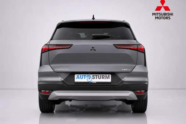 Mitsubishi Grandis (2026) thumbnail 4