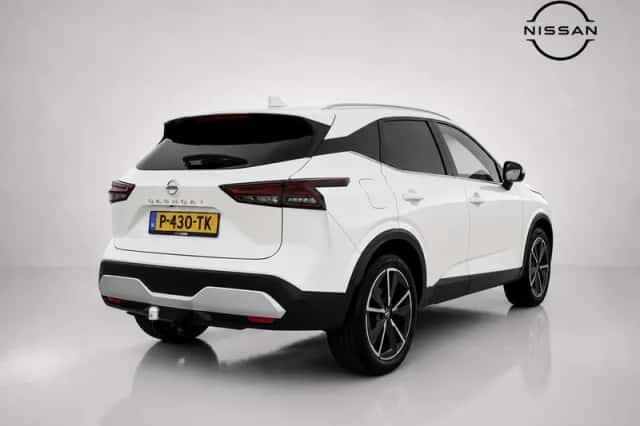 Nissan Qashqai (2022) thumbnail 3