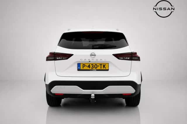 Nissan Qashqai (2022) thumbnail 4
