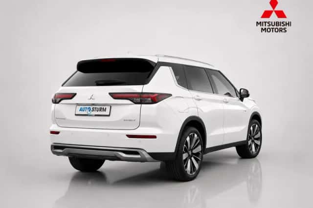 Mitsubishi Outlander (2026) thumbnail 3