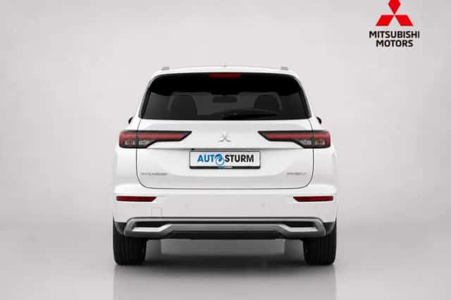 Mitsubishi Outlander (2026) thumbnail 4
