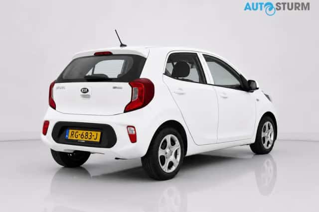 Kia Picanto (2017) thumbnail 3